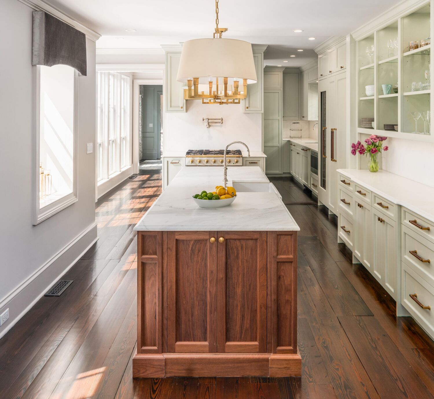 101 Tradd Kitchen